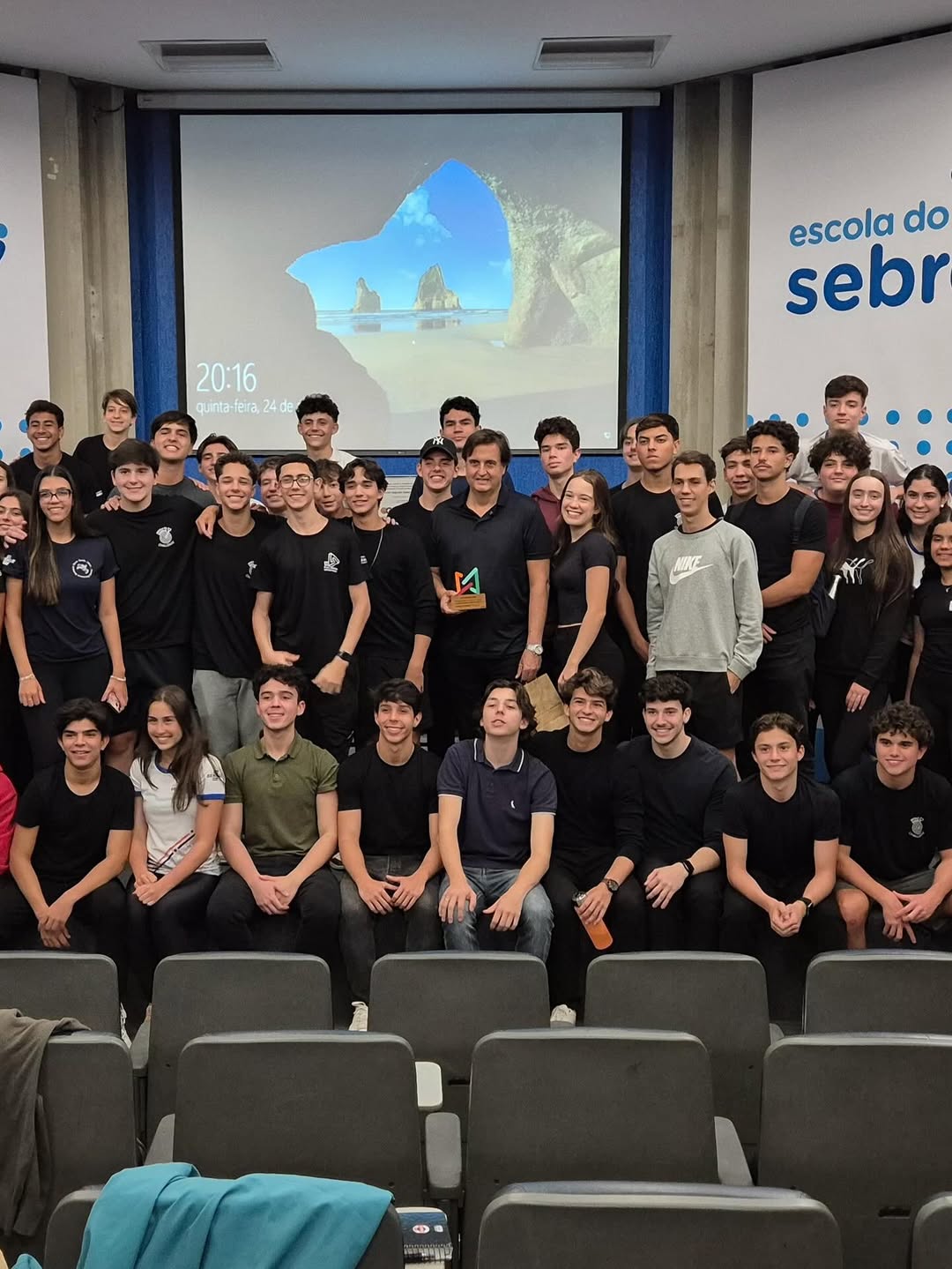 SaveClip.App_515161930_18108754867524373_6994918088985640028_n